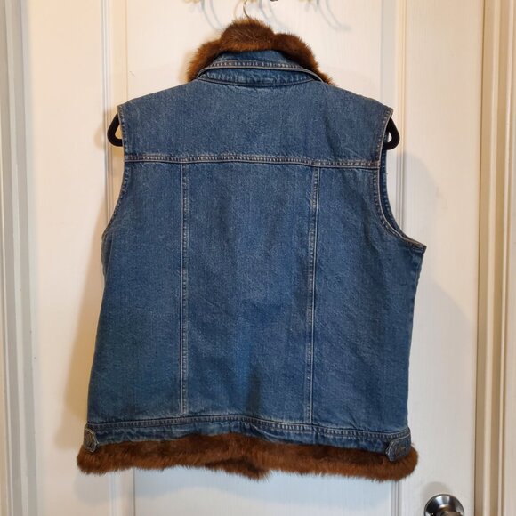St. Johns Bay Vintage-Inspired Denim Vest with Faux Fur Trim - Size Large - Picture 4 of 7